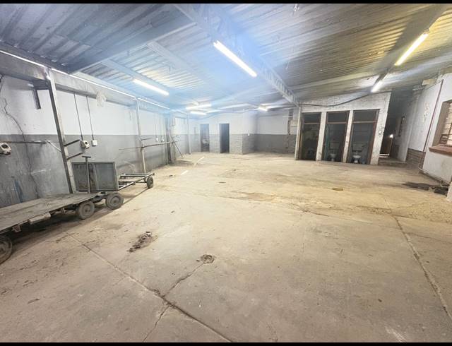 957M² WORKSHOP FOR SALE IN SPRINGS CENTRAL